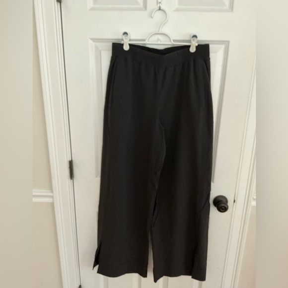 Lululemon stretch woven high rise wide leg pants sz large - Picture 3 of 9
